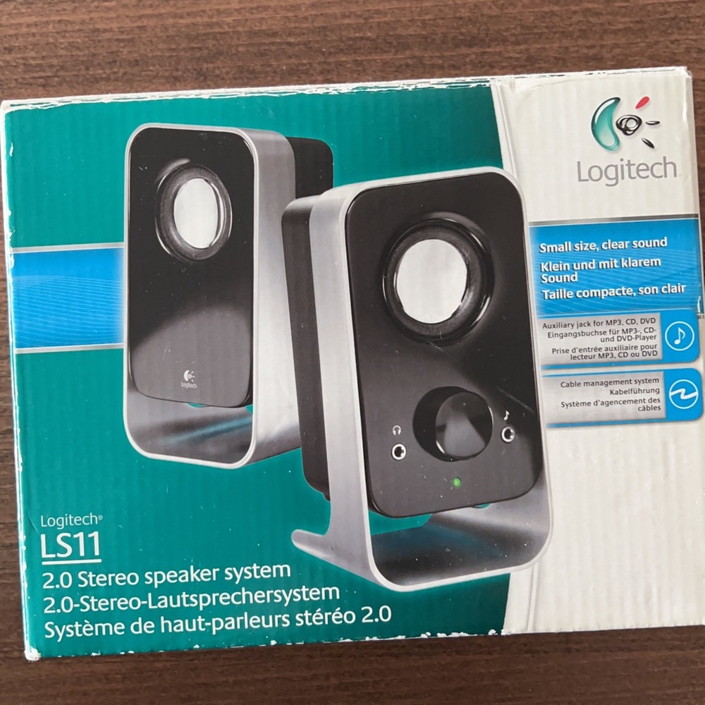 Logitech LS11 2.0 stereo speaker system